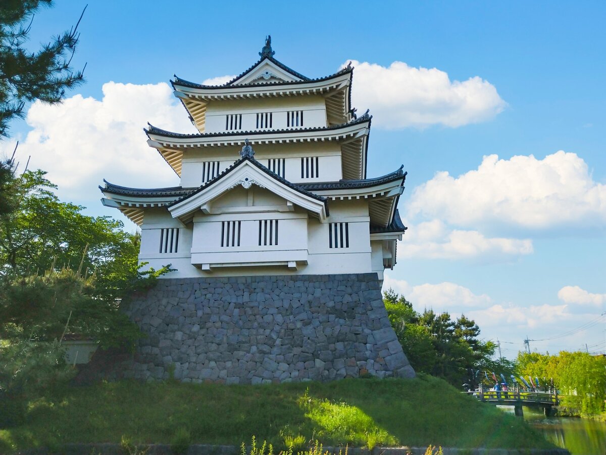 忍城との和戦を画策する佐竹義宣。太田三楽斎に白羽の矢が立つが